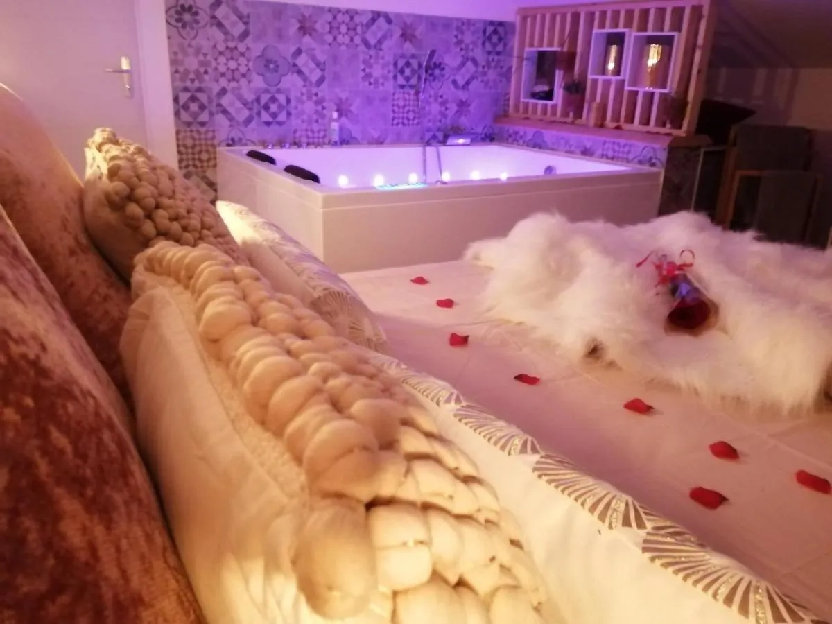Escapadeveyloise-Nuit Romantique-Spa-Cine-Champagne Pont-de-Veyle